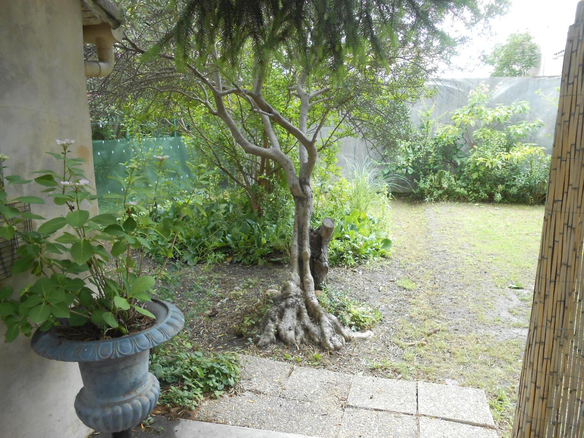 La Bigotière Avec Clim Et Jardin * Arles